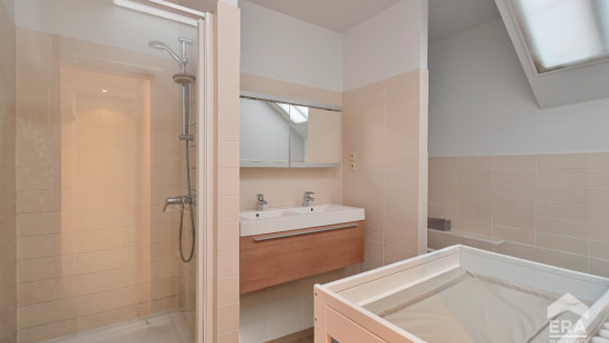 Rue Simonis - 64 - - 1050