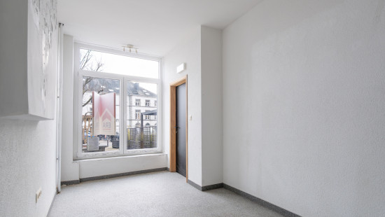 Rue Lucien Burnotte - 9 - - 6840