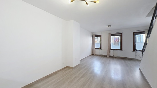 Rue du Chanoine Scarmure - 3 - 2 - 7060