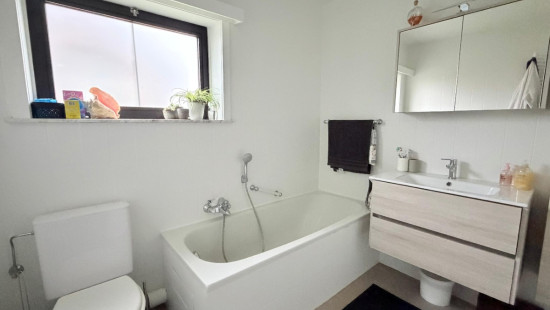 Vezerlaan - 1 - - 3540