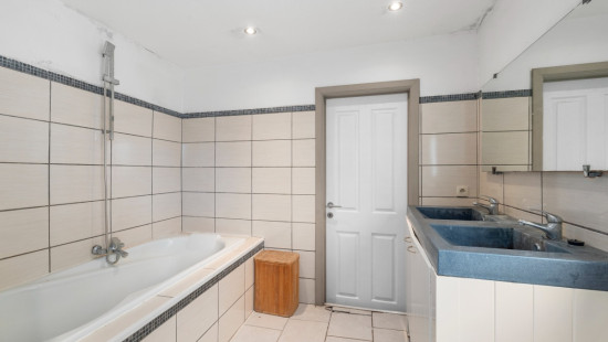 Fabriekstraat - 56 - - 9200