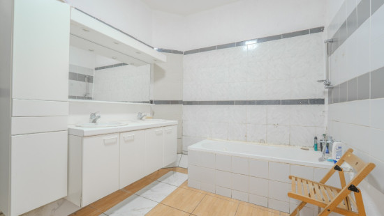 Rue du Ruisseau - 22 - - 4000