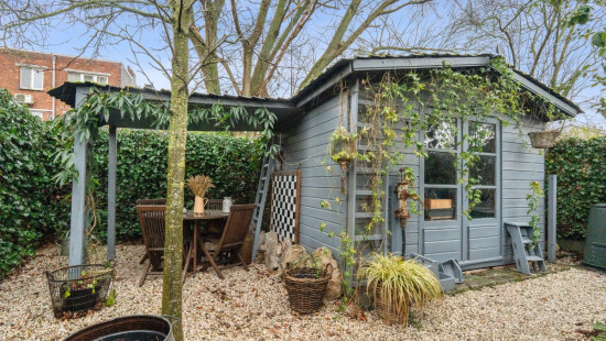 Asterdreef - 15 - - 9040