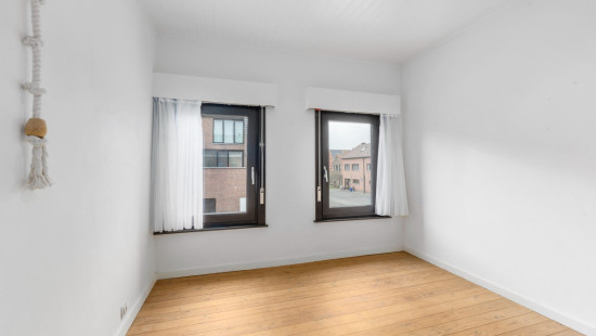 Langestraat - 103 - - 9240