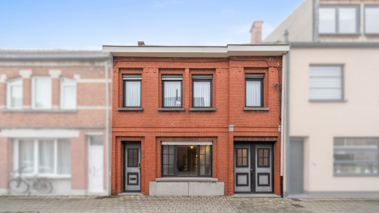 Langestraat - 103 - - 9240