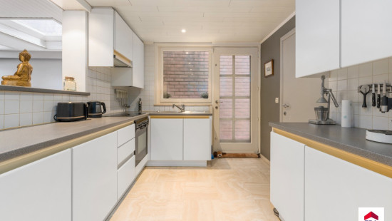 De Plaats - 8 - - 9910