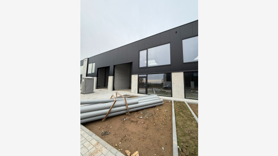 Bedrijvenstraat - 39 - B0.15 - 8906