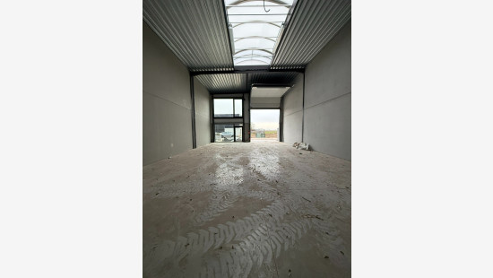 Bedrijvenstraat - 39 - B0.15 - 8906