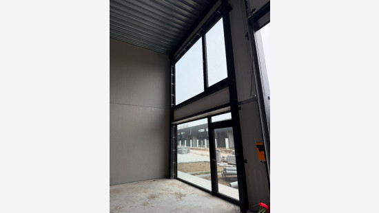 Bedrijvenstraat - 39 - B0.15 - 8906