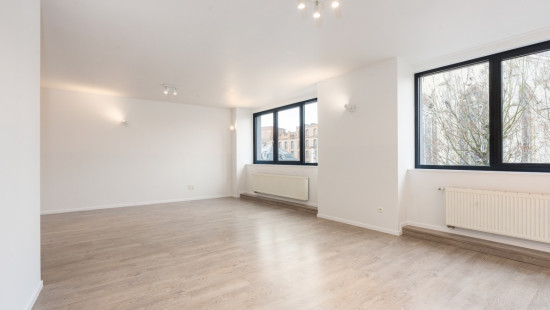 Markt - 27A - - 9140