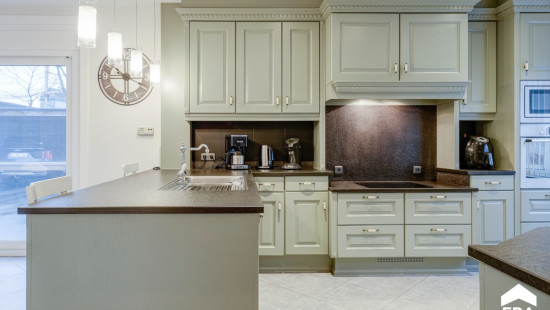 Marktplein - 17 - - 3941