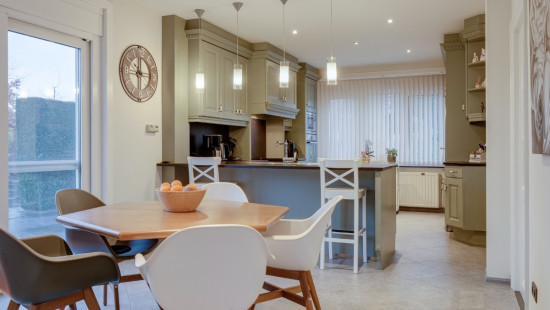 Marktplein - 17 - - 3941