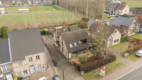 Hoogstraat - 142 - - 9340