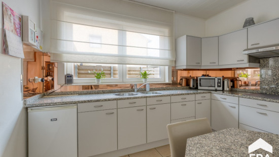 Joost Van De Vondelstraat - 20 - - 3920