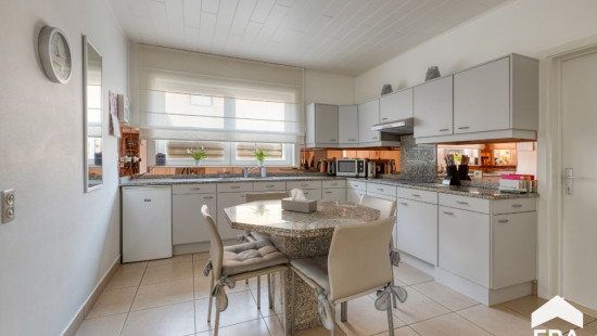 Joost Van De Vondelstraat - 20 - - 3920