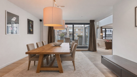 Nicolas Mengélaan - 17 - 51 - 8301