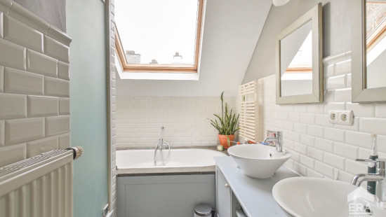 Rue de Rome - 33 - - 1060