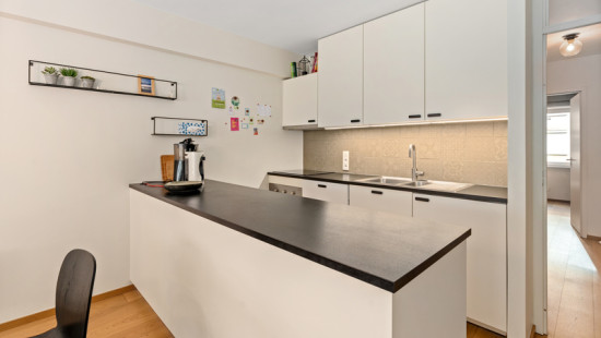 Albert I Laan (res. Strandjutter) - 99 - - 8670