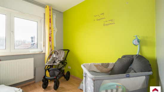 Essenestraat - 19 - - 1740