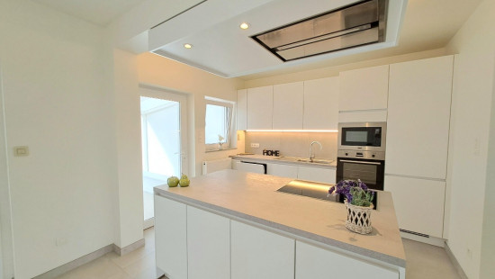 Nederlandlaan - 14 - - 8550