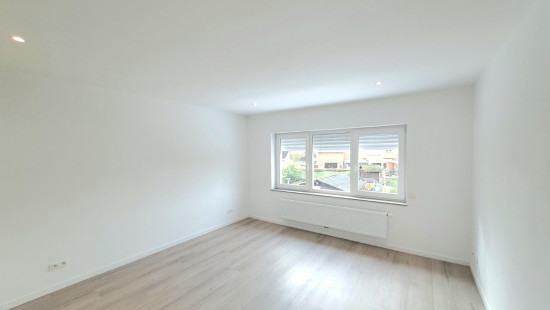 Nederlandlaan - 14 - - 8550