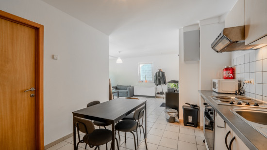 Chaussée de Gaulle - 28 - 0011 - 4000