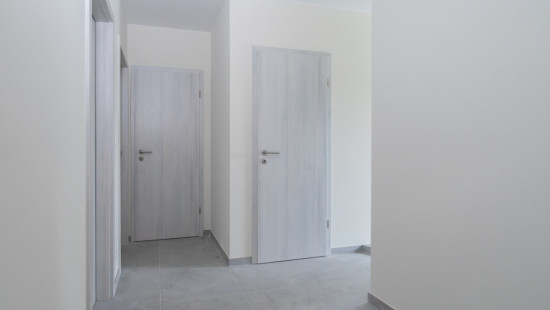 Route de Neufchâteau - 410 - 022 - 6700