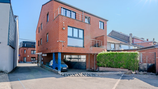 Chaussée de Gaulle - 28 - 0011 - 4000