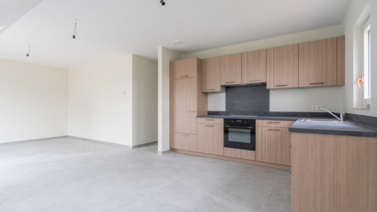 Route de Neufchâteau - 410 - 022 - 6700