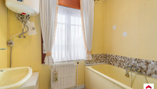 Winkelbaan - 12 - - 1730