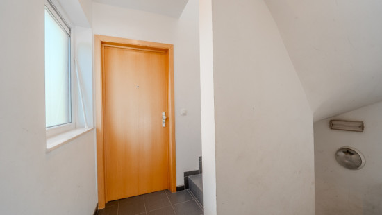 Chaussée de Gaulle - 28 - 0011 - 4000