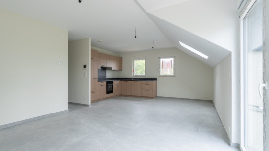 Route de Neufchâteau - 410 - 022 - 6700