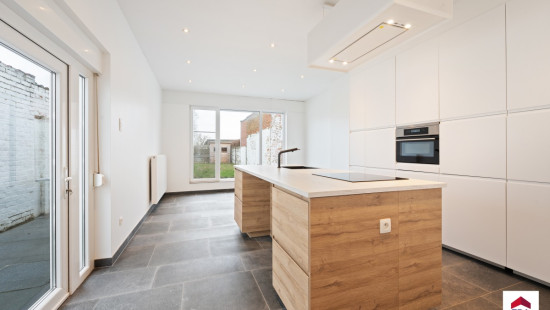 Gruuthusestraat - 52 - - 8700