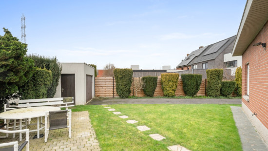 Loverstraat - 19 - - 8710