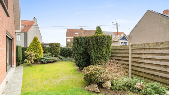 Loverstraat - 19 - - 8710