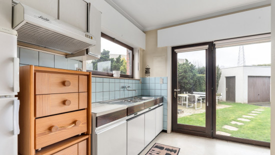 Loverstraat - 19 - - 8710