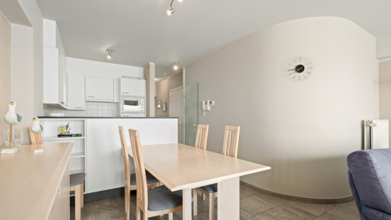 Zeedijk - 208 - 6V - 8370