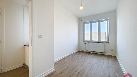 Rue Docteur Melin - 8 - 1 - 5300