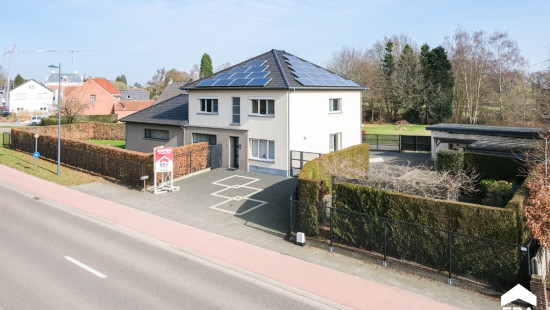 Marktplein - 17 - - 3941