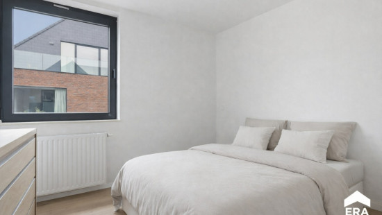 Mézières-en-Brenneplein - 13 - - 8978