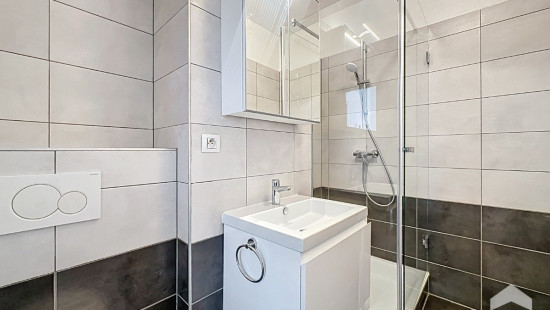 Boulevard Emile Jacqmain - 142 - - 1000