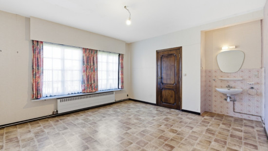 Burgweg - 24 - - 8647