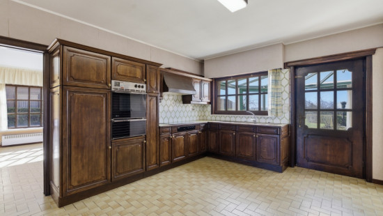 Burgweg - 24 - - 8647