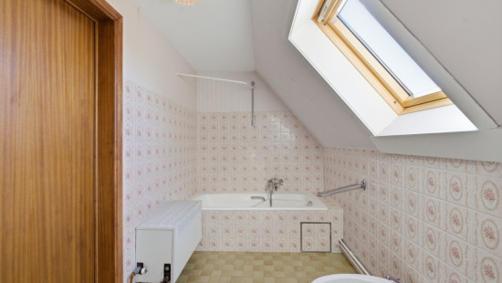 Burgweg - 24 - - 8647