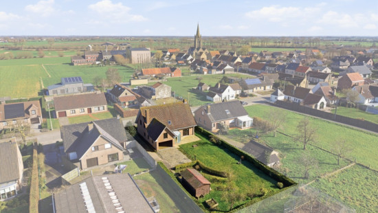 Burgweg - 24 - - 8647