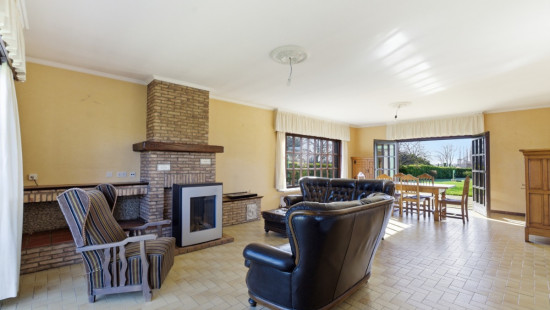 Burgweg - 24 - - 8647