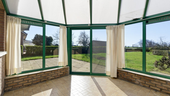 Burgweg - 24 - - 8647