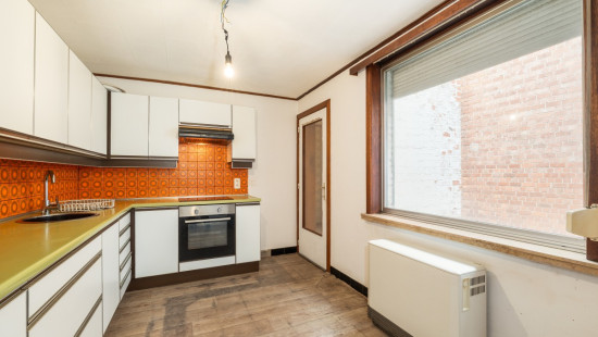 Staakstraat - 150 - - 9960