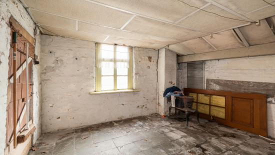 Staakstraat - 150 - - 9960