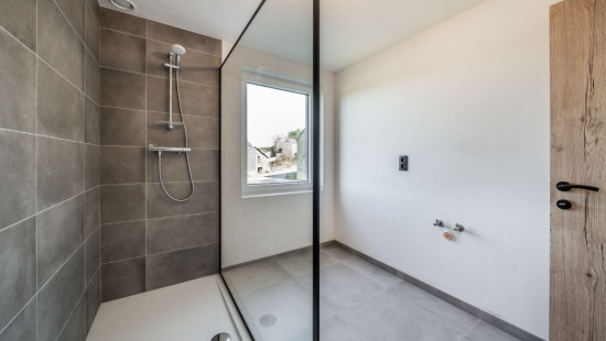 Rue de la Station - 70 - B - 5555